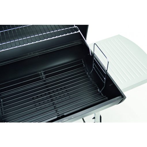 Black Taurus 440 faszenes grillkocsi 